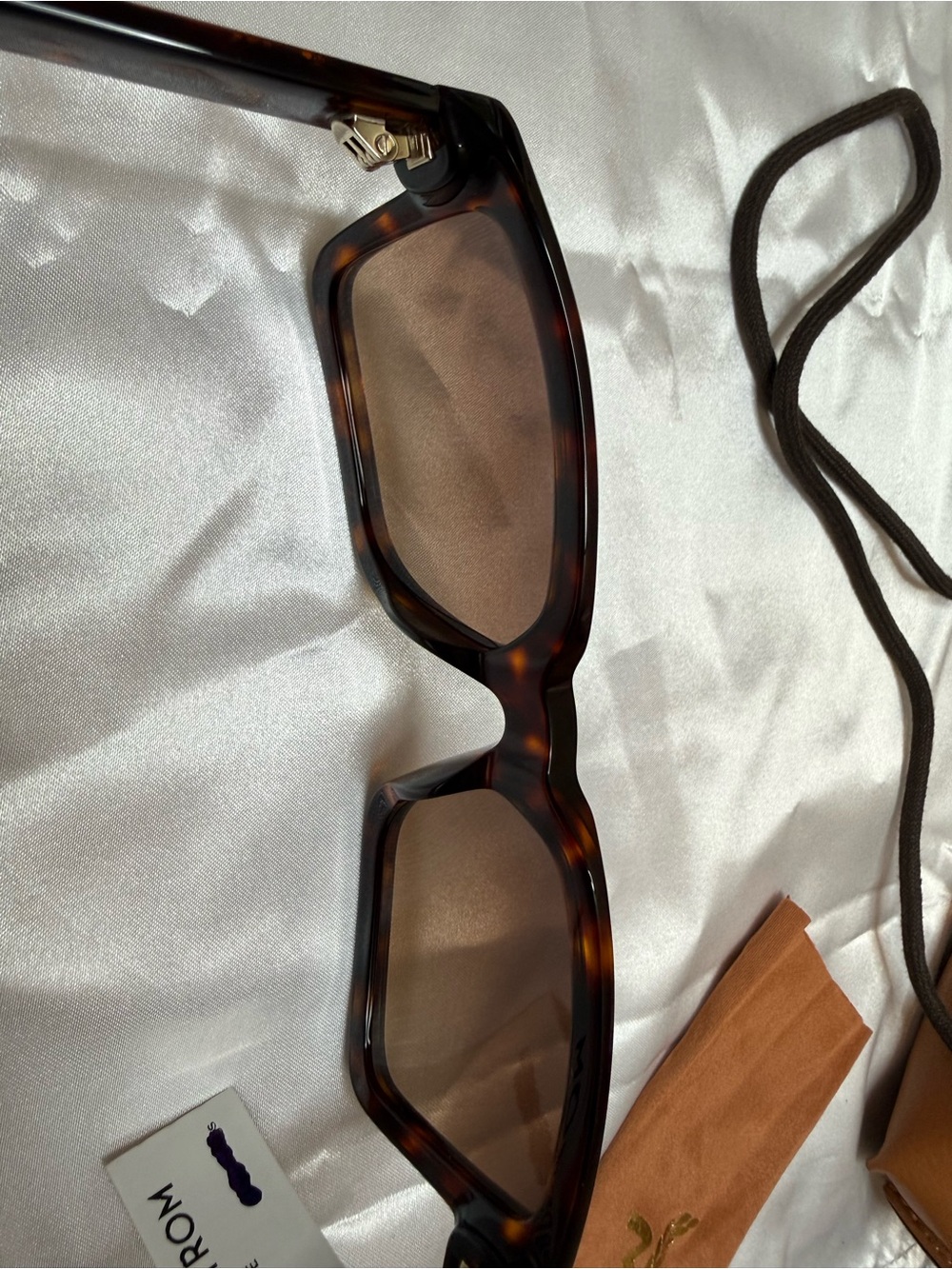 NWT MCM Tortoise Oversized Square Sunglasses Brown Gradient - Picture 4 of 12